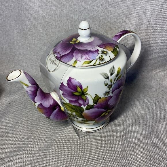 GRACE Teaware Floral Teapot and Teacup Set - Picture 3 of 12